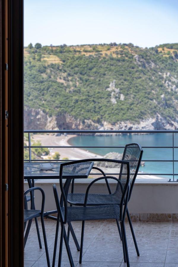 Αlissachne Suites Limniónas Exterior foto